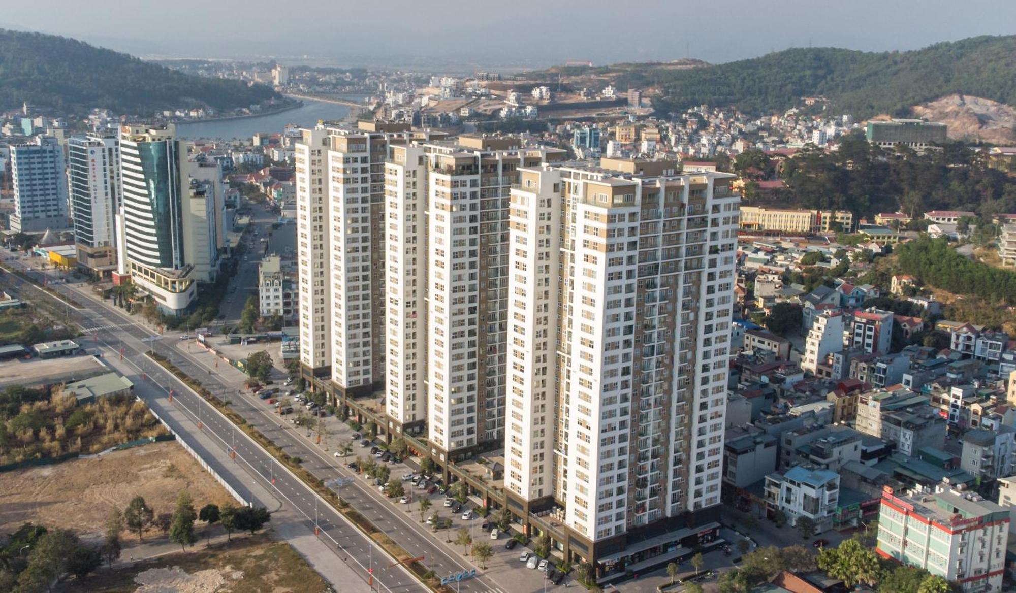 Halong Luxury Apartment Ha Long Exteriör bild